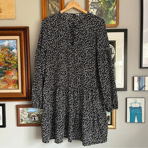 H&M Floral Black and White Peasant Dress